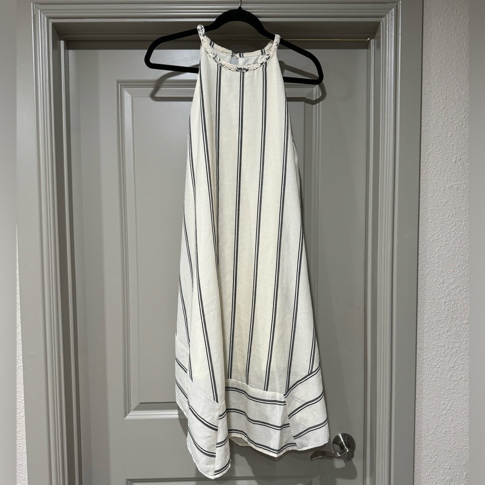 Mo : Vintage Dress size Large high neck midi